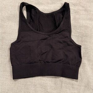 🦋 3/$15🛍️ Fabletics Black Mesh Sports Bra